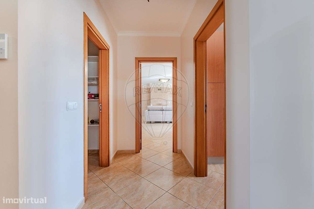 Moradia T4 para venda-16