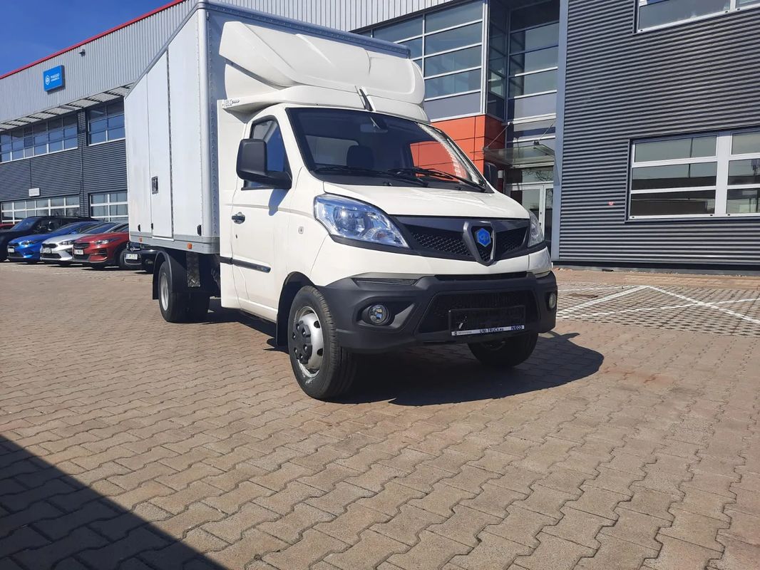 Piaggio Porter NP6 Piaggio Porter NP6 Kontener LPG Dostępny od ręki WYPRZEDAŻ ROCZNIKA !