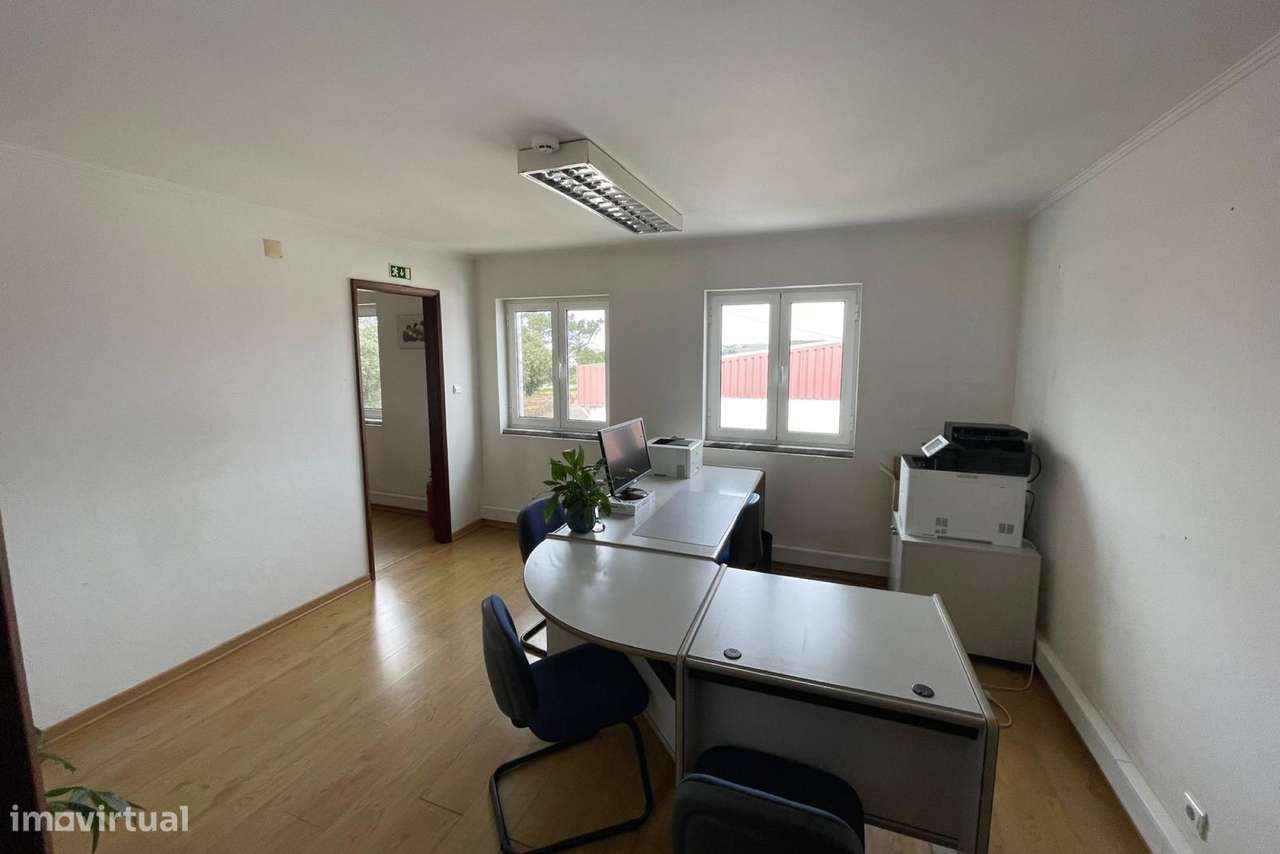 Armazém Industrial com Câmaras Frigoríficas – Lourinhã-16