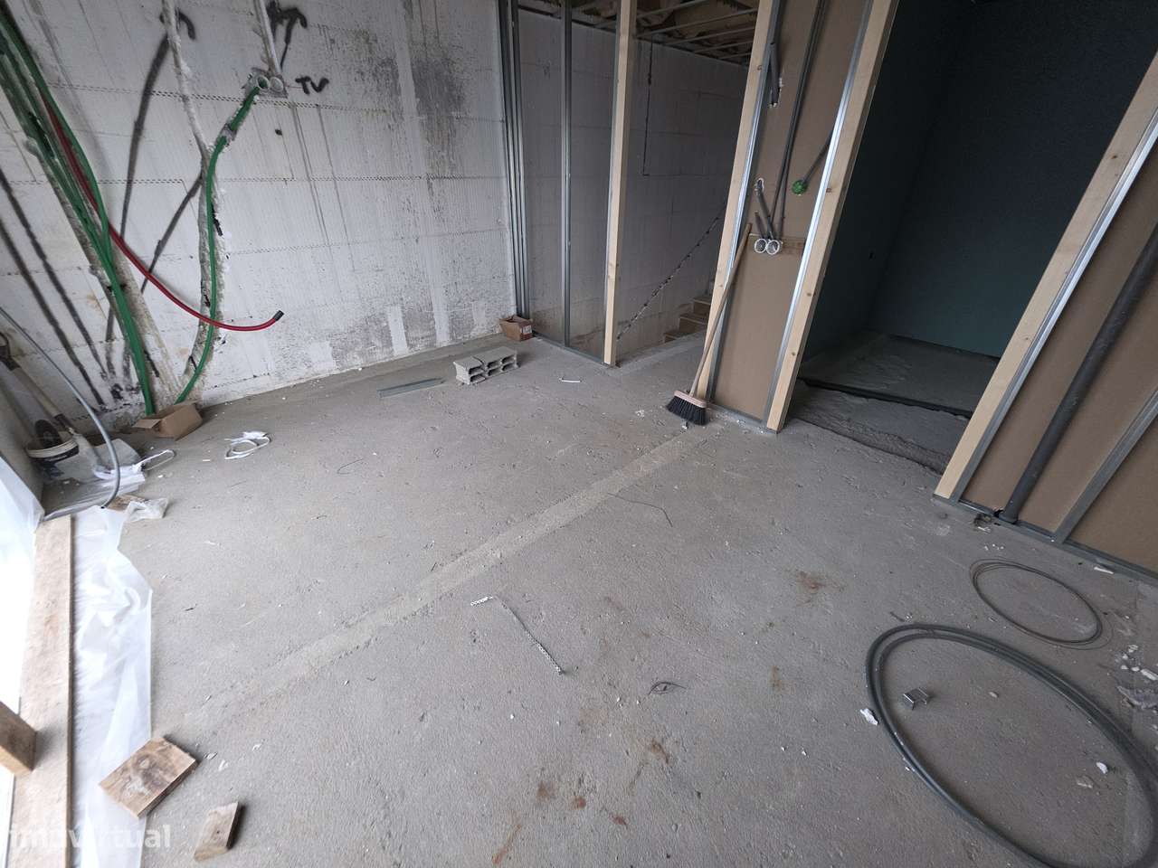 FANTÁSTICA Oportunidade de Negócio – Moradia T2-22