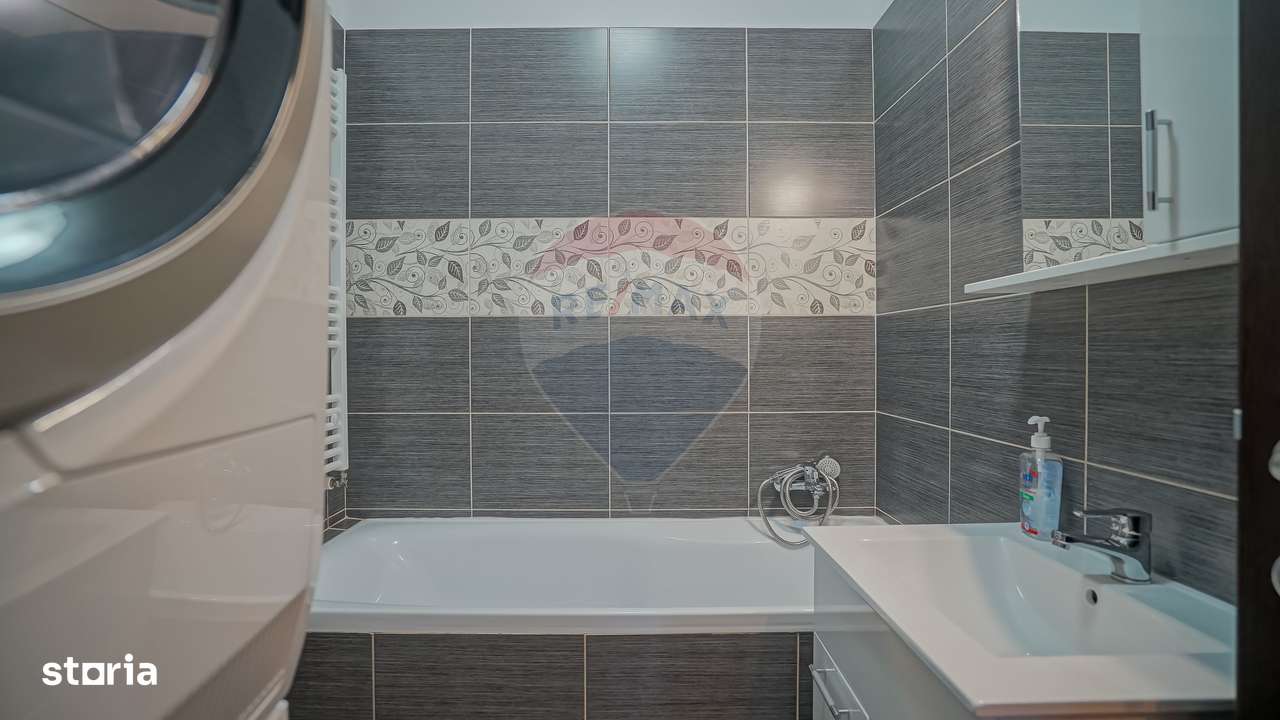 Apartament spațios, terasă proprie, Tractorul, Brașov-18