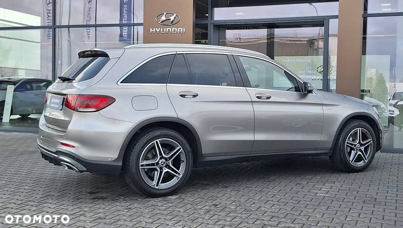 Mercedes-Benz GLC - 6