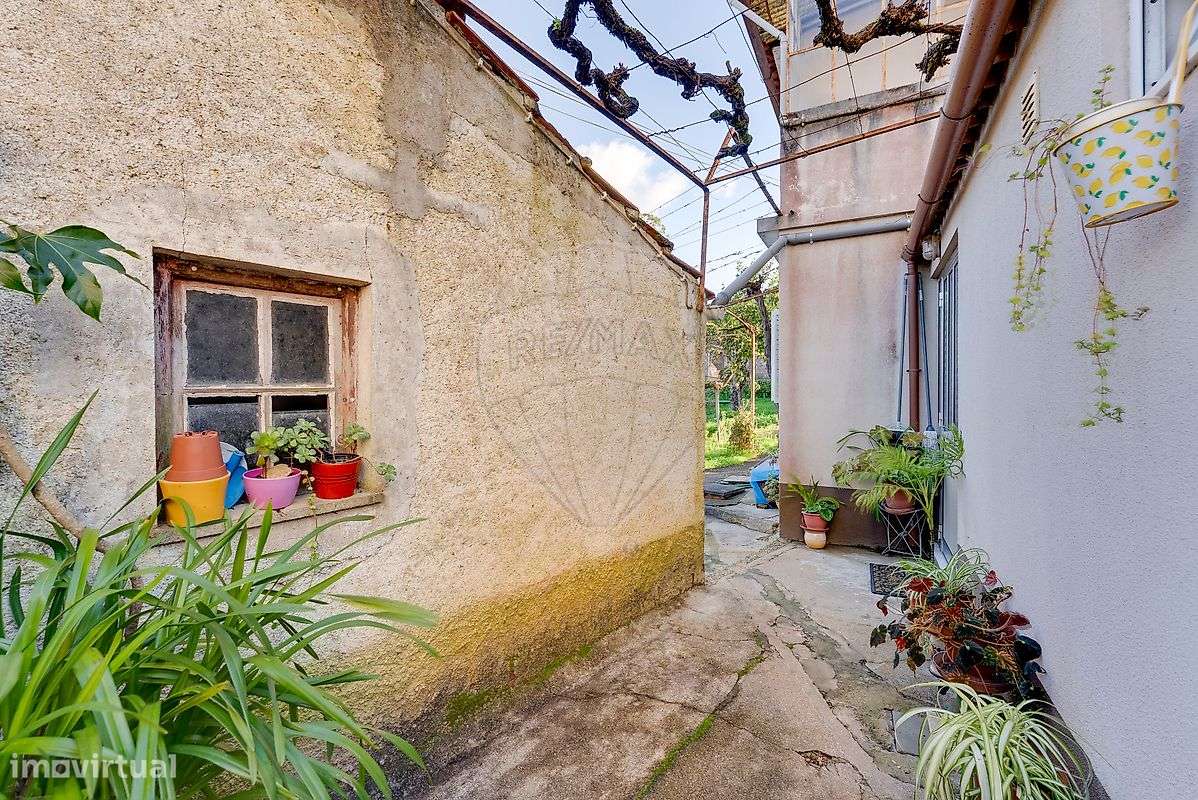 Moradia T6 | 2 Andares com Utilização Independente | Lote 1048m2-26