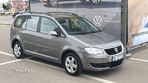 Volkswagen Touran 1.9 TDI Conceptline Aut - 1