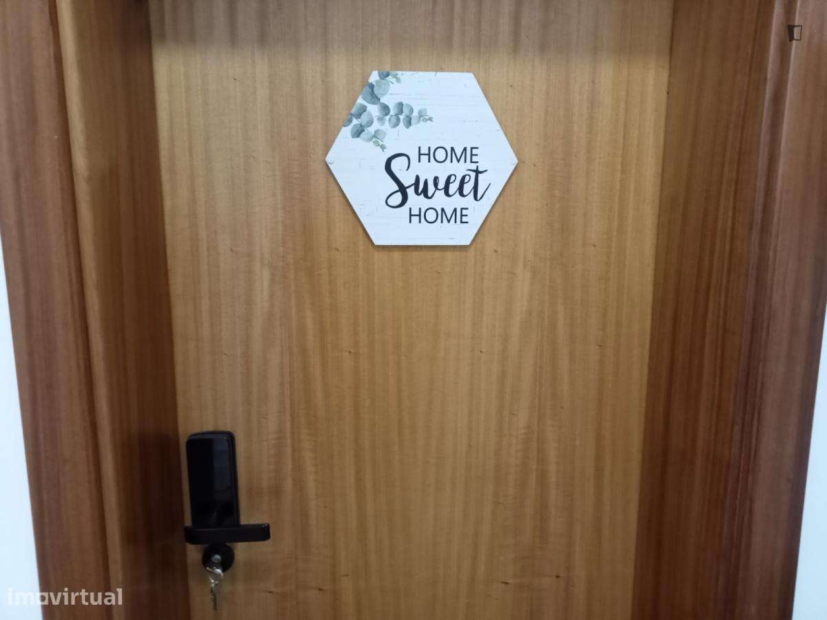 Estúdio - localizado em Alta Universitária Coimbra - Grande imagem: 4/6