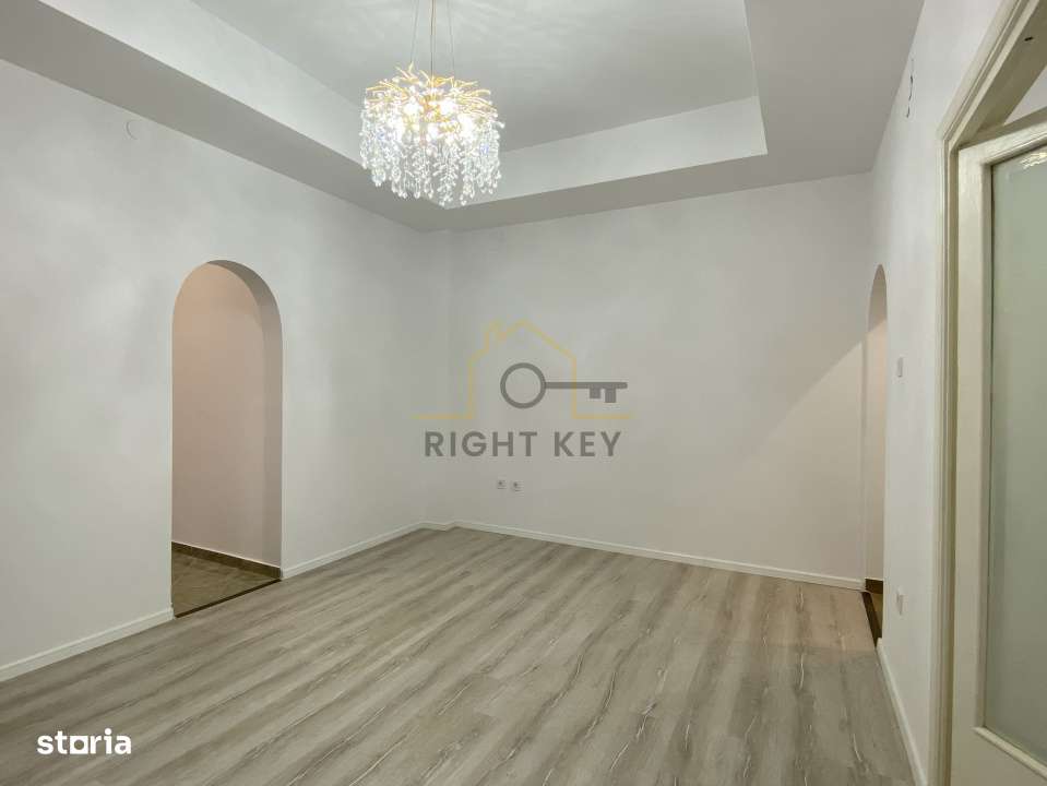 Oportunitate! Ap 2 cam in vila interbelica, renovat!-3