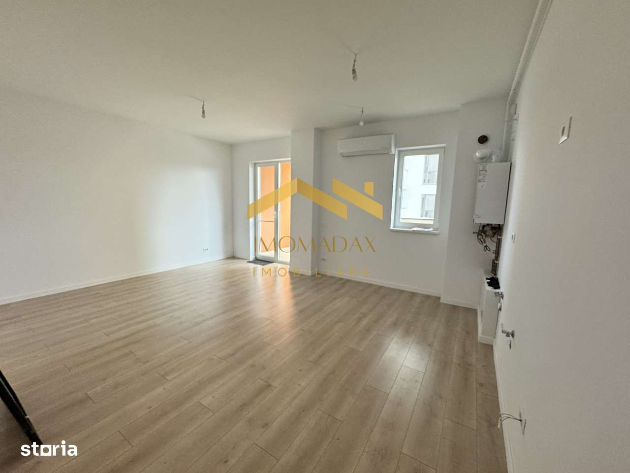 Aradului-3 Camere-2 Băi - Imagine principală: 4/17