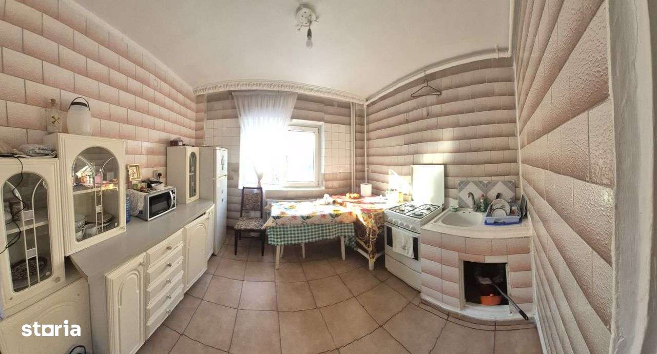 Apartament 2 camere – 50 mp – Etaj 1/8 – Zona Margeanului