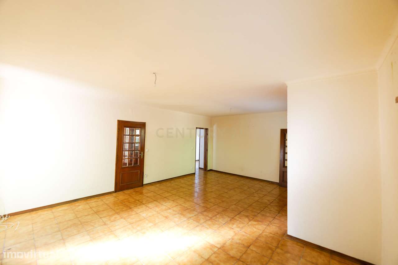 Moradia Isolada T5 em Silgueiros  - Oportunidade Única!-13