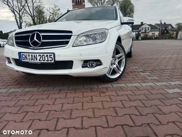 Mercedes-Benz Klasa C 180 T Kompressor Automatik BlueEFFICIENCY - 2