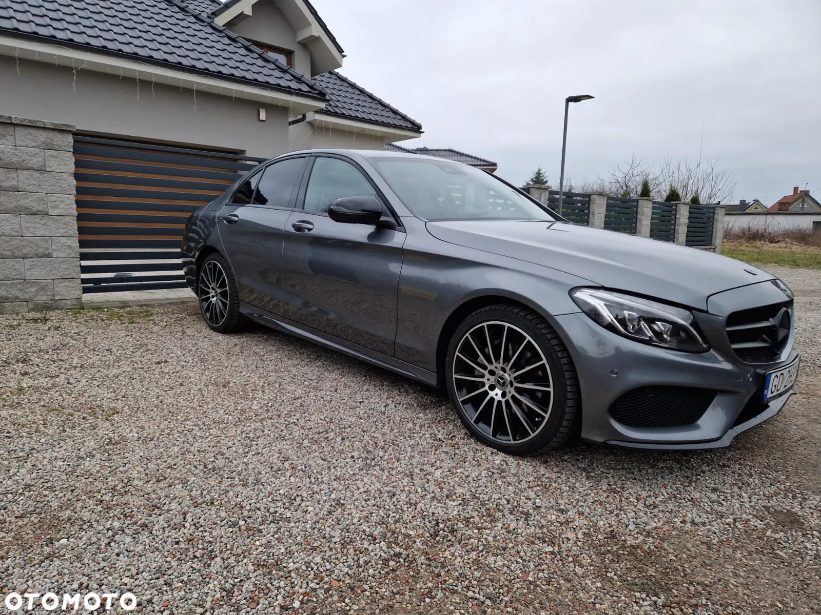 Mercedes-Benz Klasa C 220 d 9G-TRONIC - 33