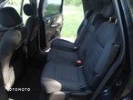 Ford S-Max 2.0 TDCi DPF Titanium - 23