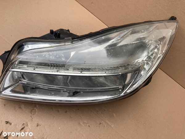 OPEL INSIGNIA A LAMPA LEWA PRZÓD 13226782 EU - 2