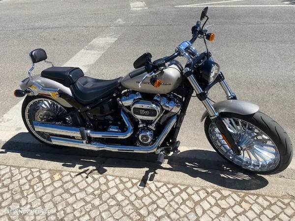 Harley-Davidson Softail BREAKOUT 114 - 16