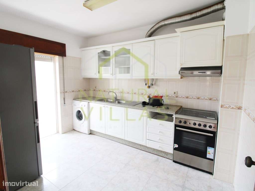 Apartamento T3 Centro das Gambelas, Montenegro - Grande imagem: 4/12