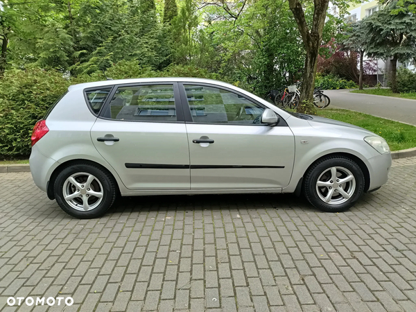 Kia Ceed Cee'd 1.6 Comfort - 2