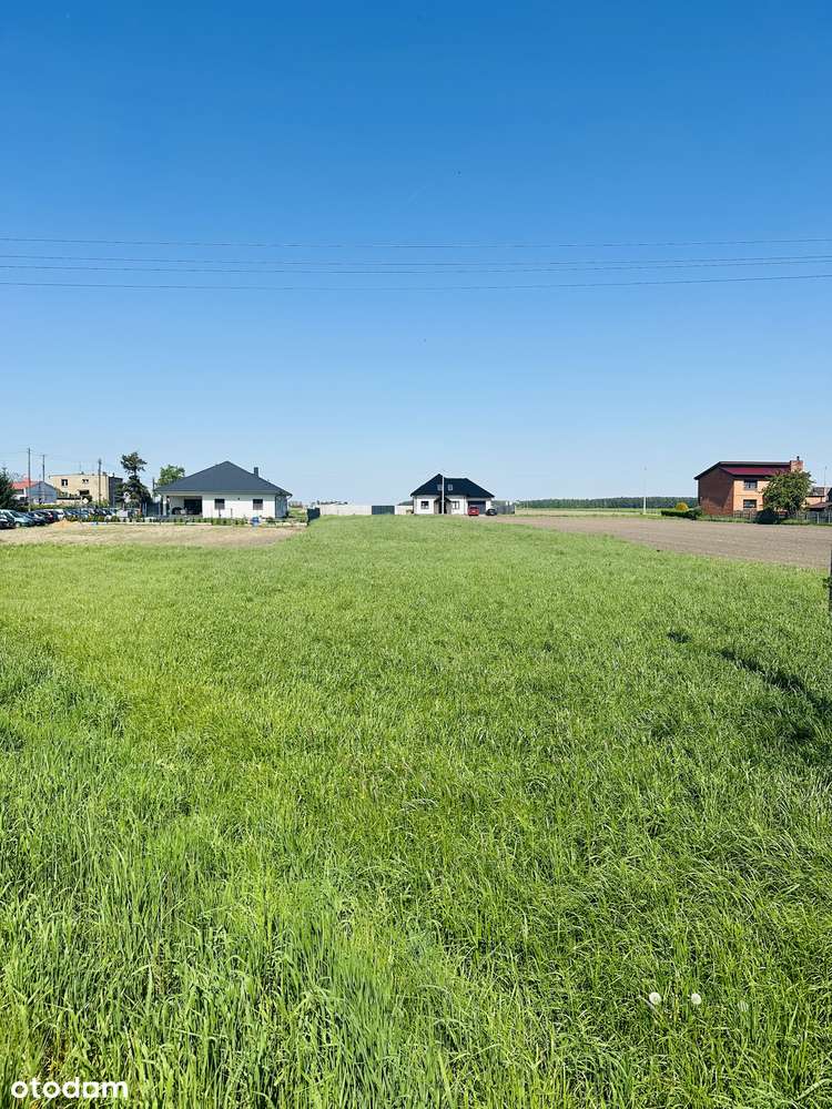 Działka Budowlana przy Drodze Asfaltowej-11