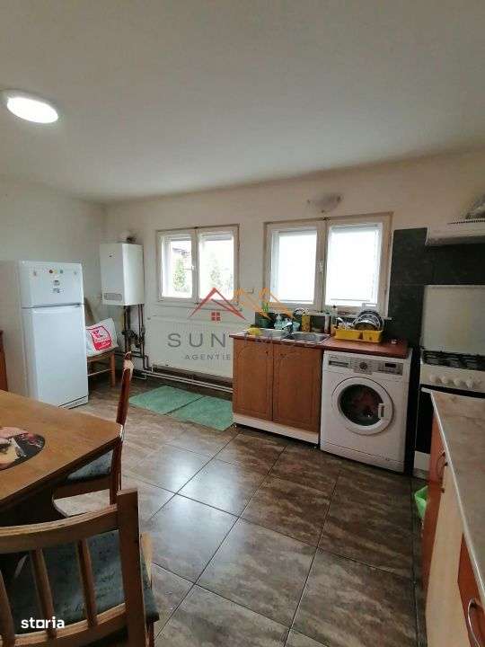 Apartament in vila, 3 camere, centrala termica, liber - Imagine principală: 5/6