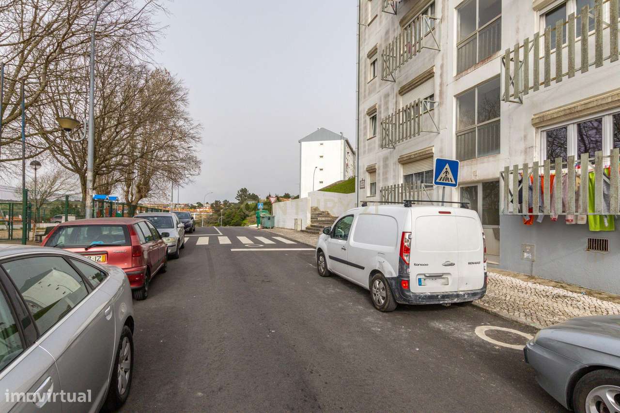 Apartamento T3 em Mira-Sintra perto da Estação da CP Mira-Sintra-Meleç-26