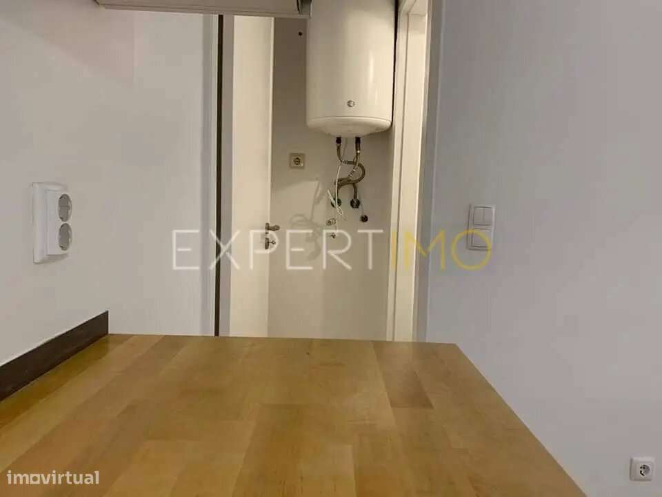 Imóvel para rentabilizar - Lisboa, Damaia, Amadora - Grande imagem: 4/13