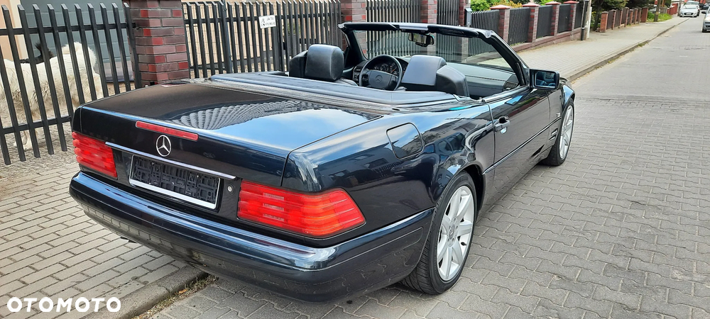 Mercedes-Benz SL 280 - 19