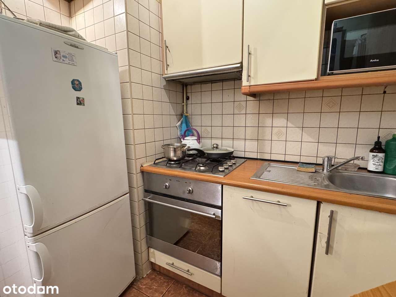 Ustawne, dwustronne, niezależny układ, duże możliwość aranżacji.-4