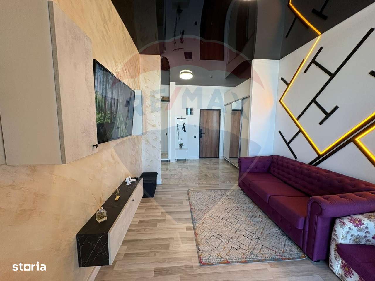 Vanzare Apartament cu 3 camere lux cu vedere la lac în zona Tomis Nord - Imagine principală: 3/20