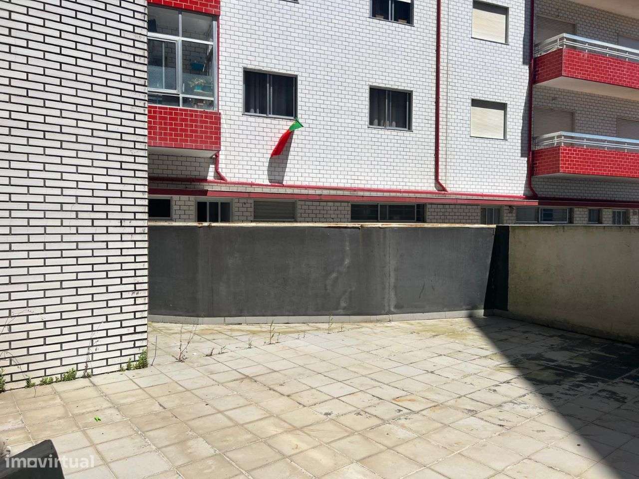 Arrendamento Loja bem situada Aver-o-mar-4