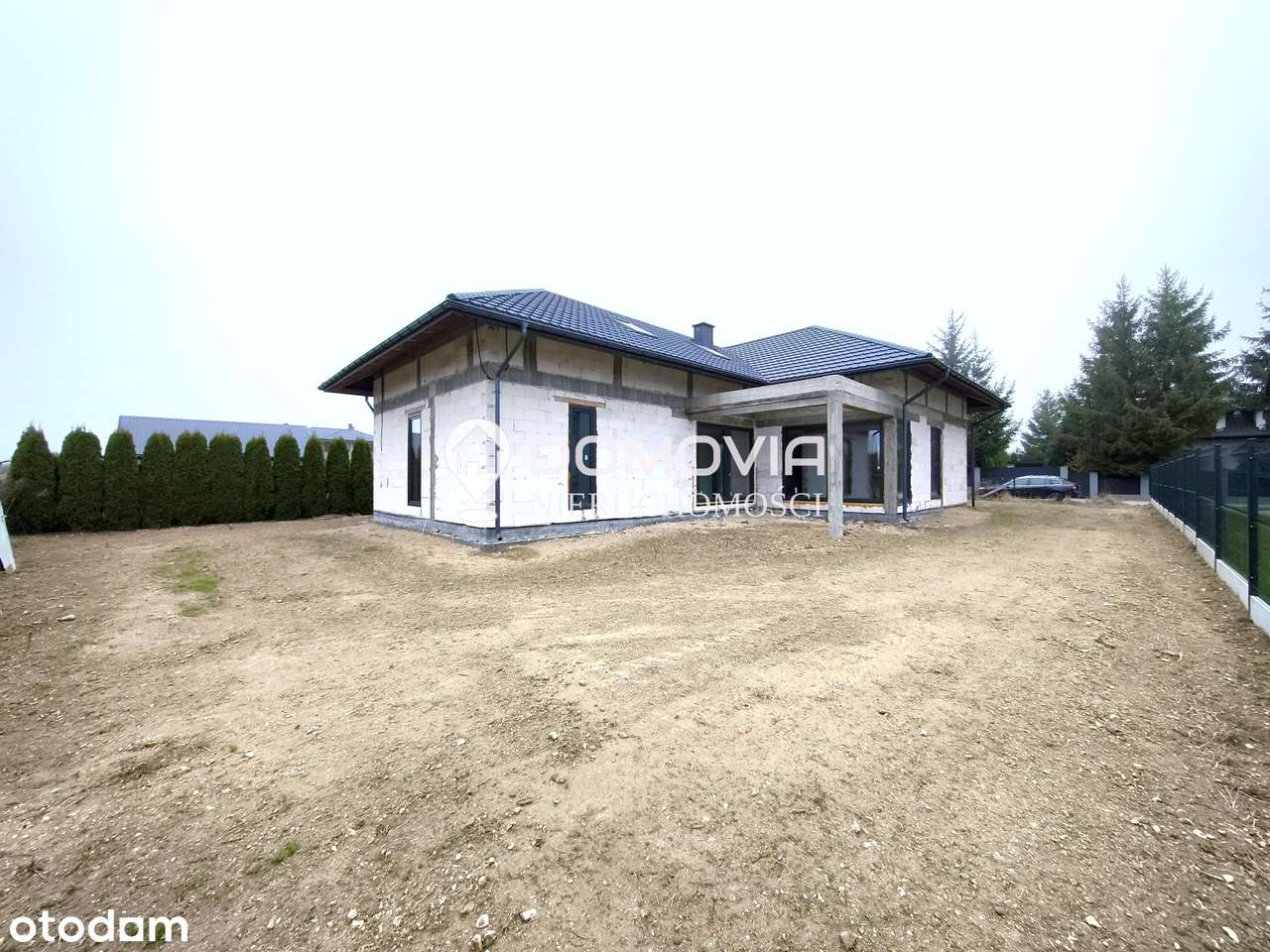 Nowoczesny dom w prestiżowej okolicy k. Zamościa-6