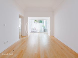 Apartamento T3+1, com terraço em Santo António, Lisboa