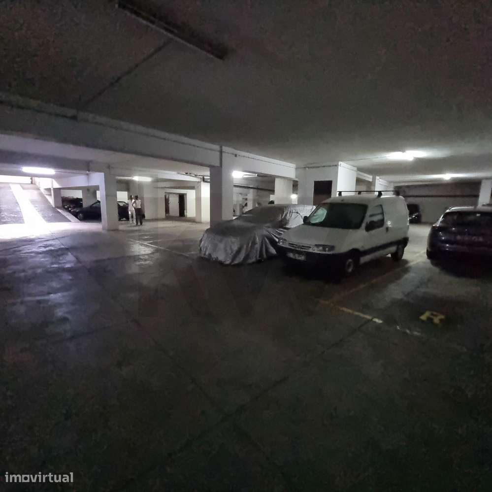 T2 para Remodelar junto à Câmara de Gaia | Mafamude-14