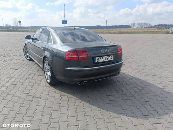 Audi A8 4.2 TDI DPF Quattro - 8