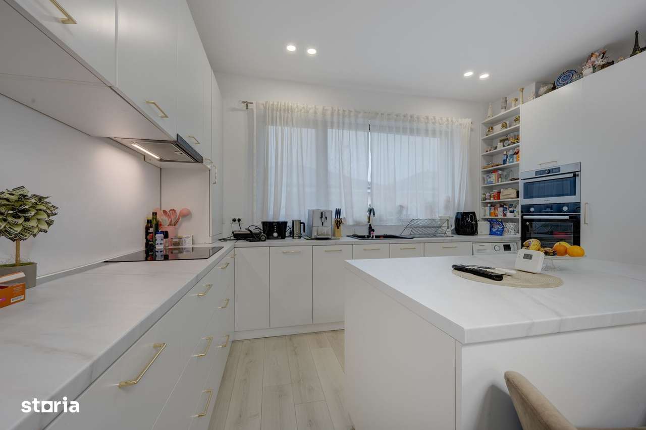 Vila parter mobilata si utilata Tunari-5