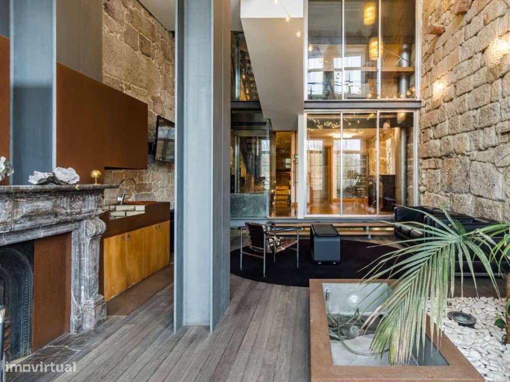 Moradia T4 com vista sobre o rio na baixa do Porto - Grande imagem: 5/23