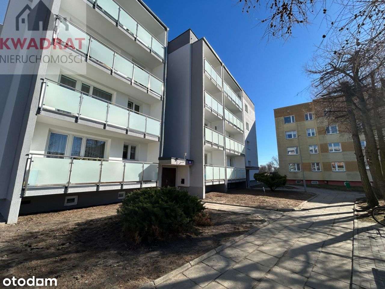 2 pokojowe mieszkanie z balkonem na osiedlu-2