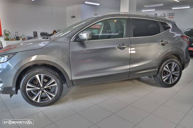 Nissan Qashqai 1.3 DIG-T N-Connecta J18 Led - 2