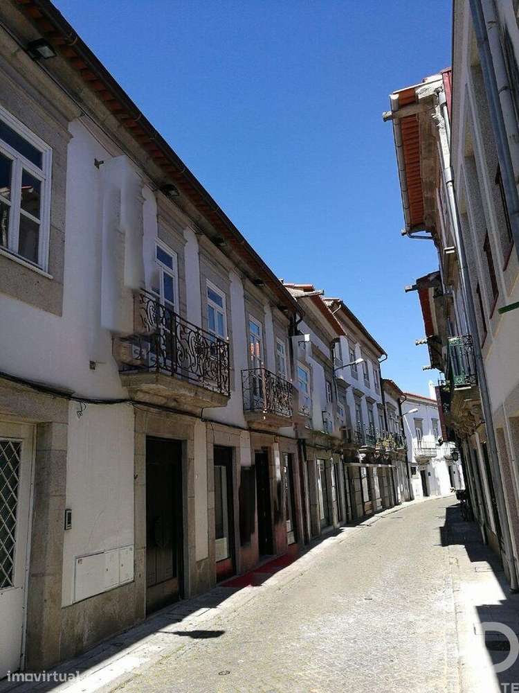 Prédio em Viana do Castelo (Santa Maria Maior e Monserrate) e Meadela - Grande imagem: 2/25