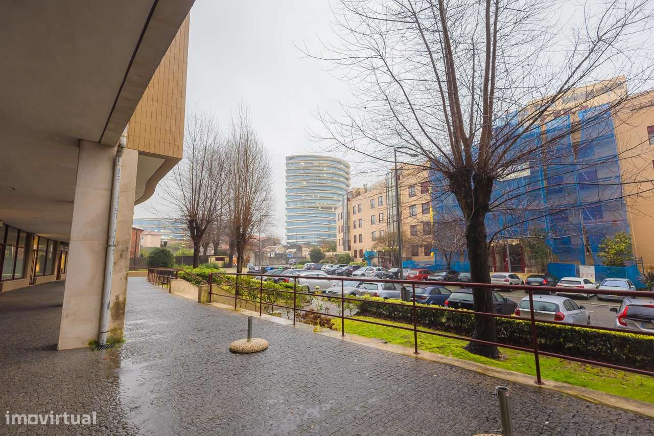 Exclusivo Duplex T5 no prestigiado “CONDOMÍNIO S. JOÃO BOSCO”-53