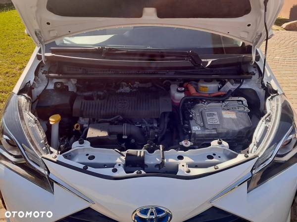 Toyota Yaris Hybrid 1.5 VVT-i Comfort - 12