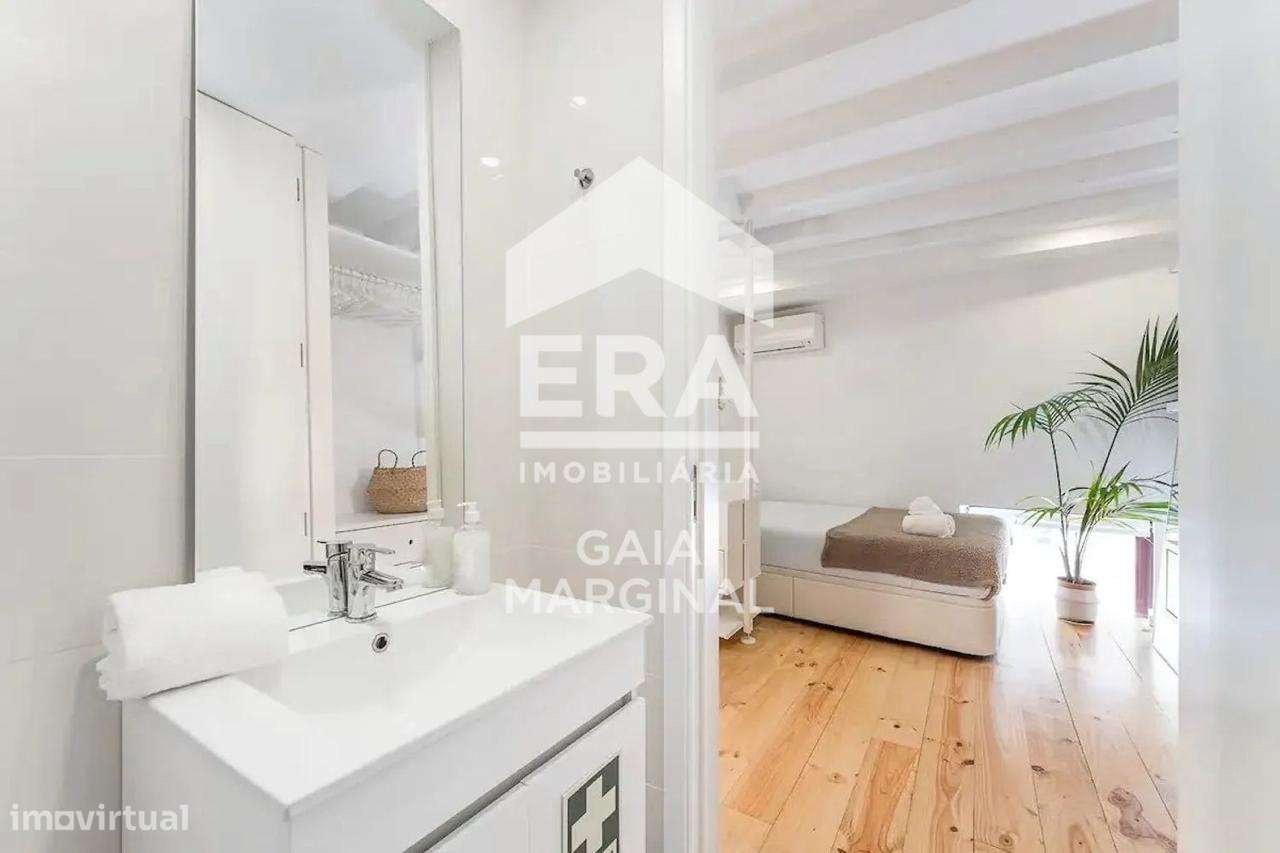 T1  Junto ao Hotel Yeatman/ Metro - Grande imagem: 4/9