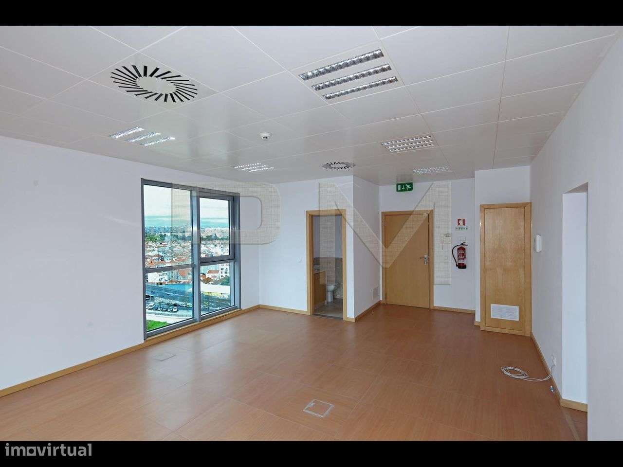 Escritório com 46m² e 2 lugares de parqueamento, na Expo (PM60340) - Grande imagem: 2/7