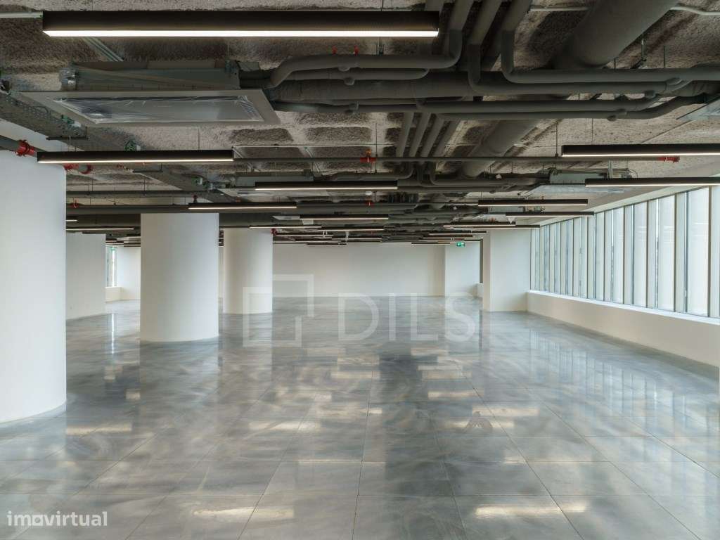Escritório para arrendamento - República 5, em Lisboa - Grande imagem: 4/35