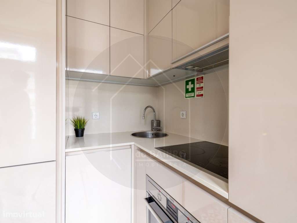 T0+1 Duplex com Vista para a Rua das Flores-Baixa do Porto - Grande imagem: 5/23