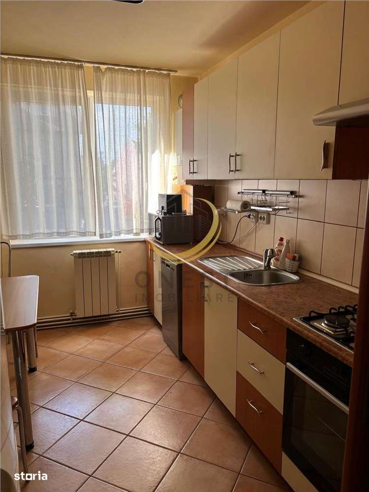 Apartament cu 3 camere etaj 1 semidecomandat Str Nicolae  Bălcesc - Imagine principală: 4/7