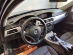 BMW 320 d Touring Navigation Sport - 22