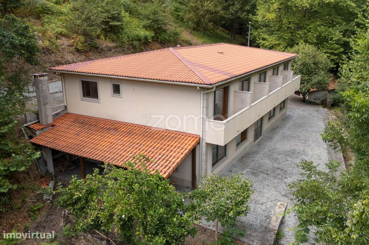 Quinta Com Moinho E Frente De Rio Cabeceiras De Basto
