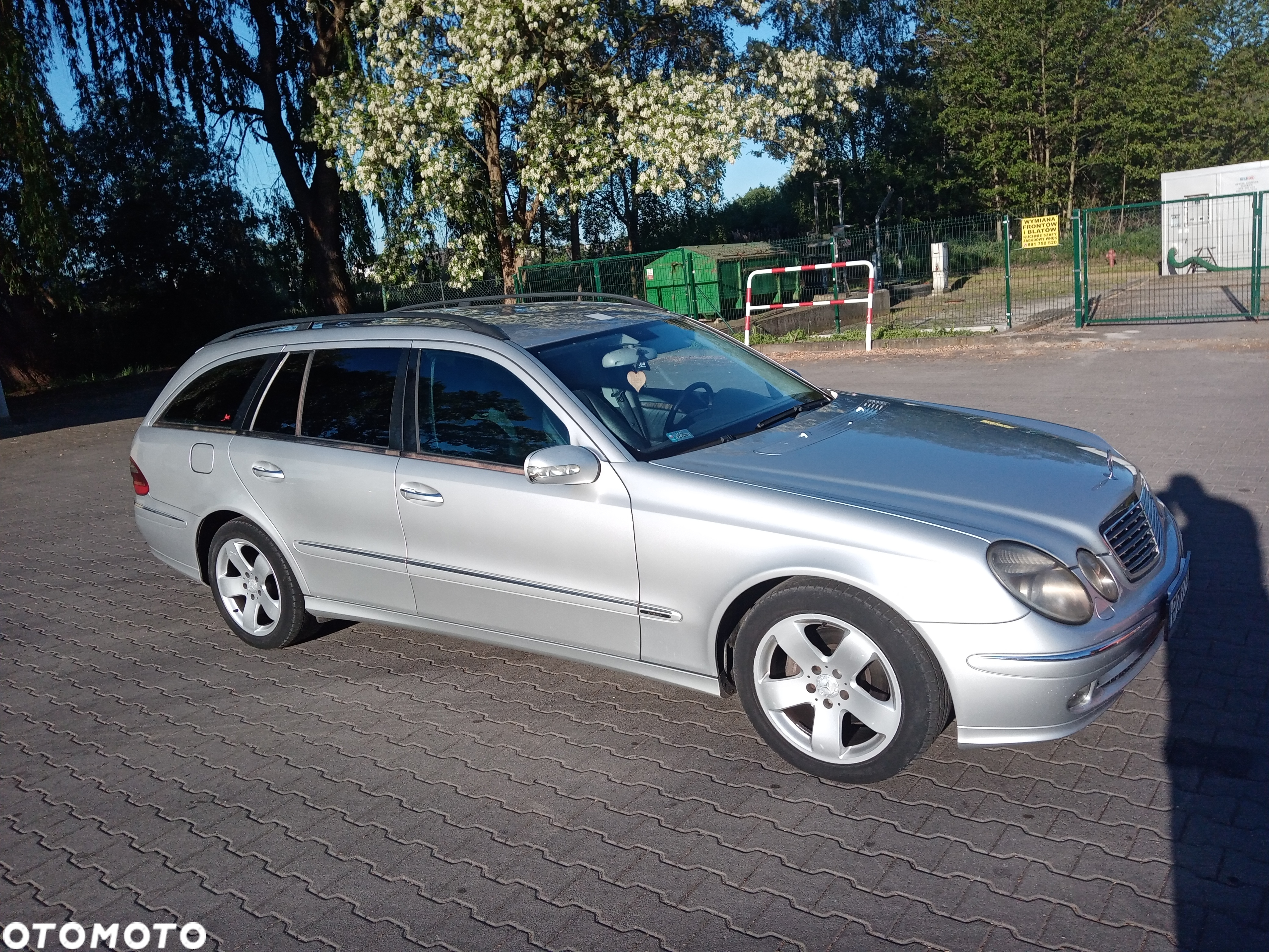 Mercedes-Benz Klasa E 320 CDI T Avantgarde - 11