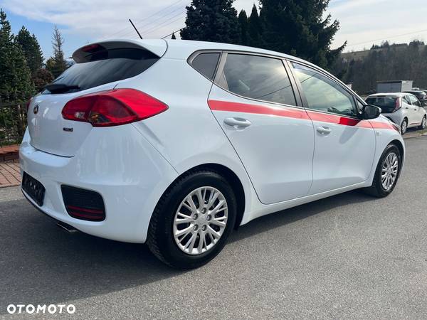 Kia Ceed - 3