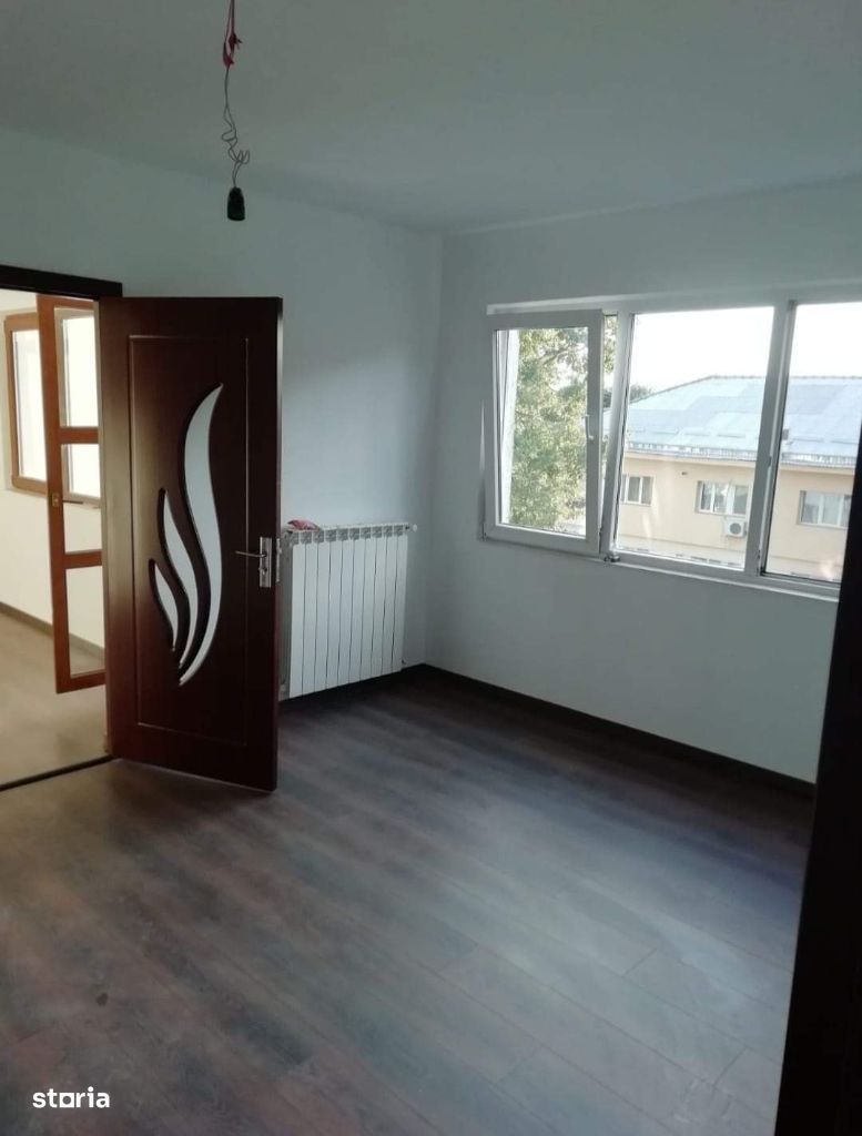 De vanzare 3 camere , 44000 e