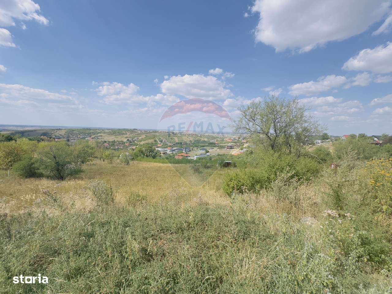 Teren  6.372mp Strs.Piersicilor/Str.Prunilor-11